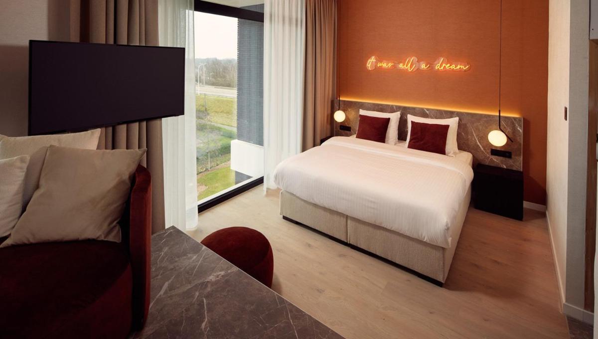 Hotel Der Valk 4*